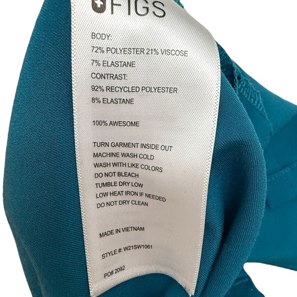 FIGS Yola Scrub Top | Technical Collection | Size Small | Pacific Blue - Picture 9 of 11